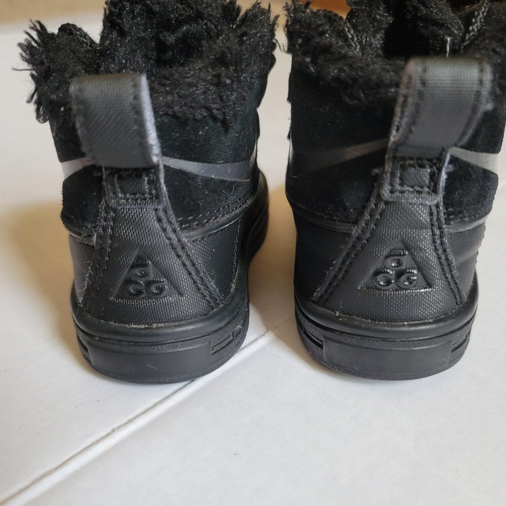Nike ACG Woodside High Top Boots - Picture 5 of 8